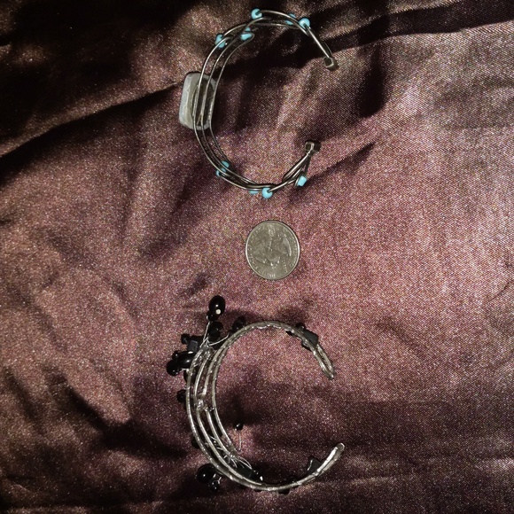 Two bracelets - Picture 9 of 9